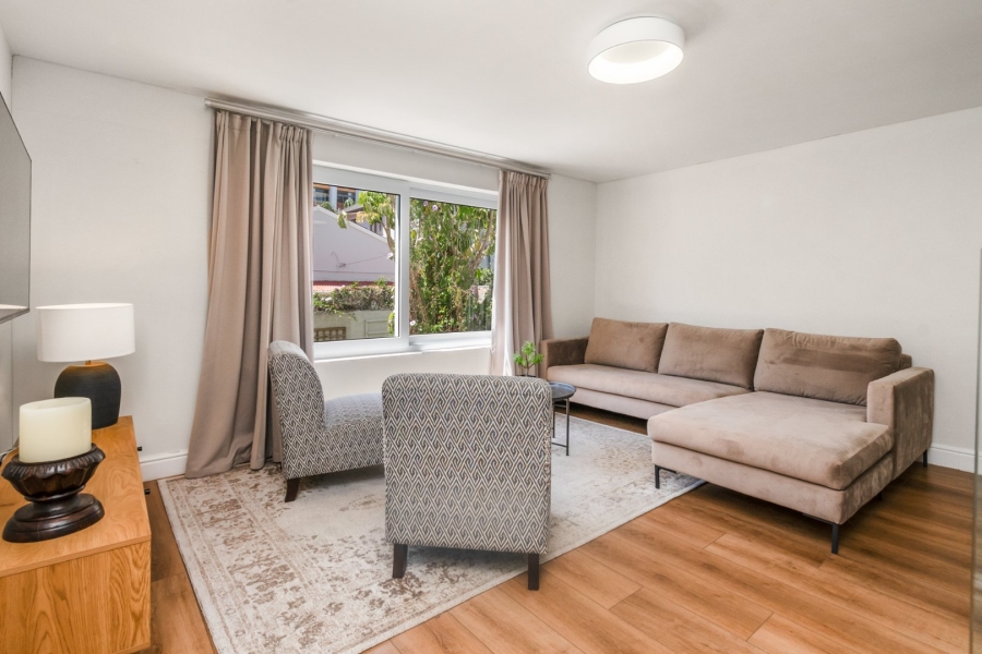 2 Bedroom Property for Sale in Sea Point Western Cape